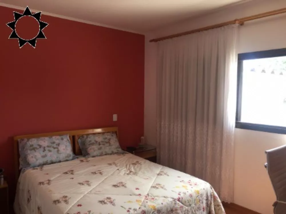 Apartamento à venda com 3 quartos, 160m² - Foto 2