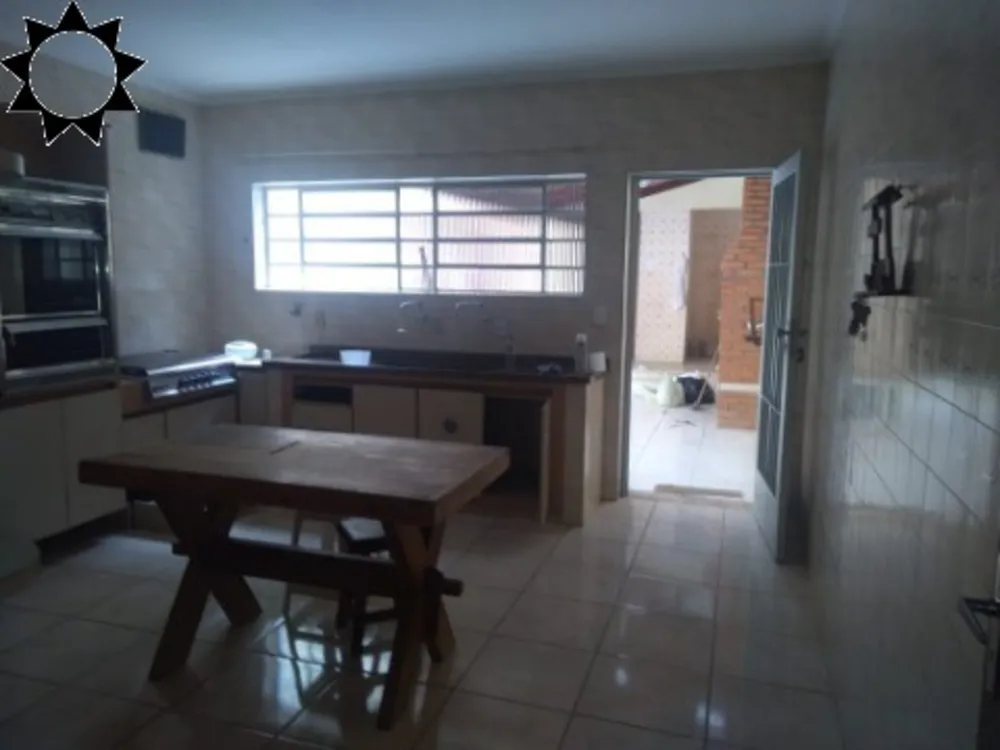 Casa, 4 quartos, 156 m² - Foto 2