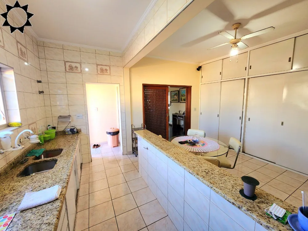 Casa, 3 quartos, 257 m² - Foto 3