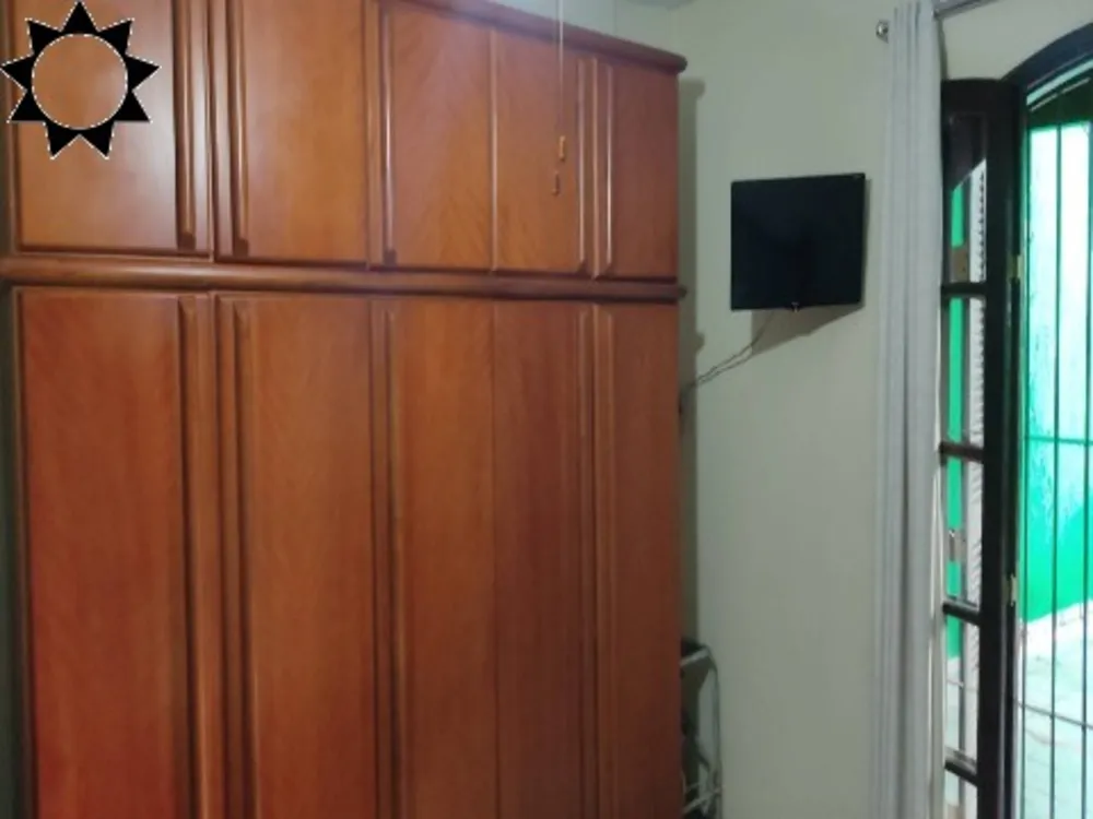 Casa, 2 quartos, 189 m² - Foto 2