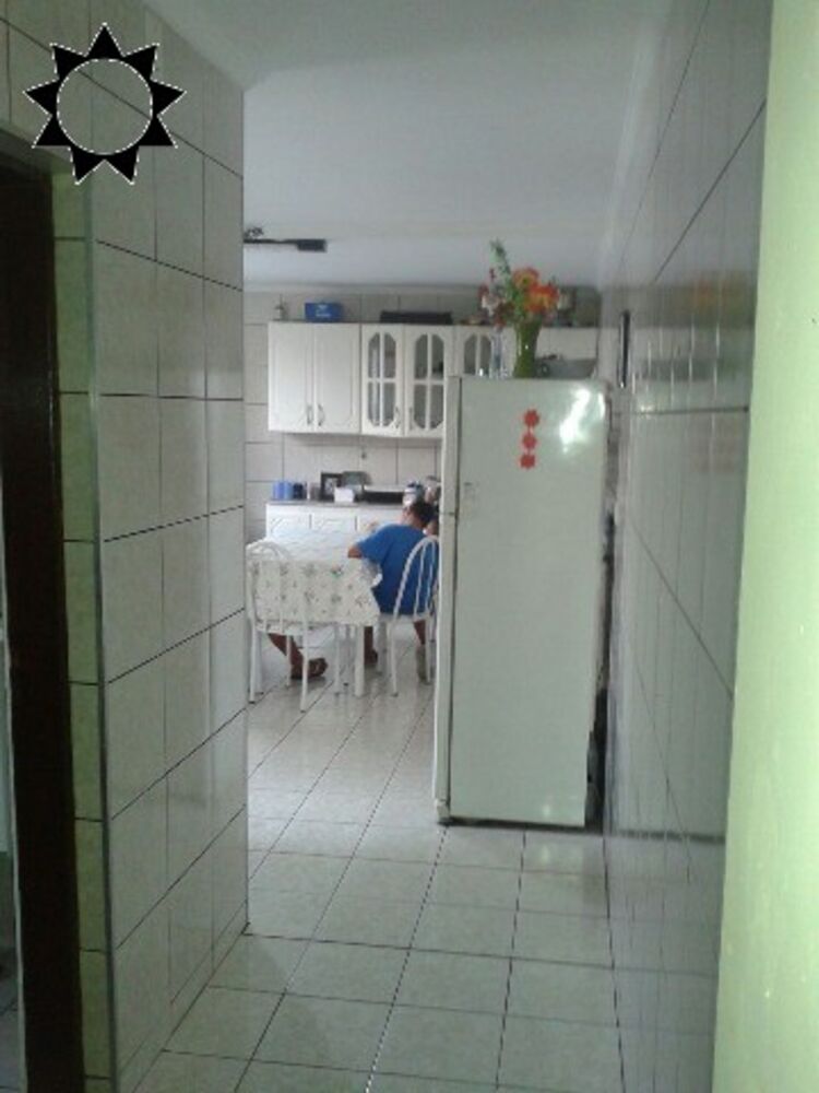 Casa, 3 quartos, 228 m² - Foto 2