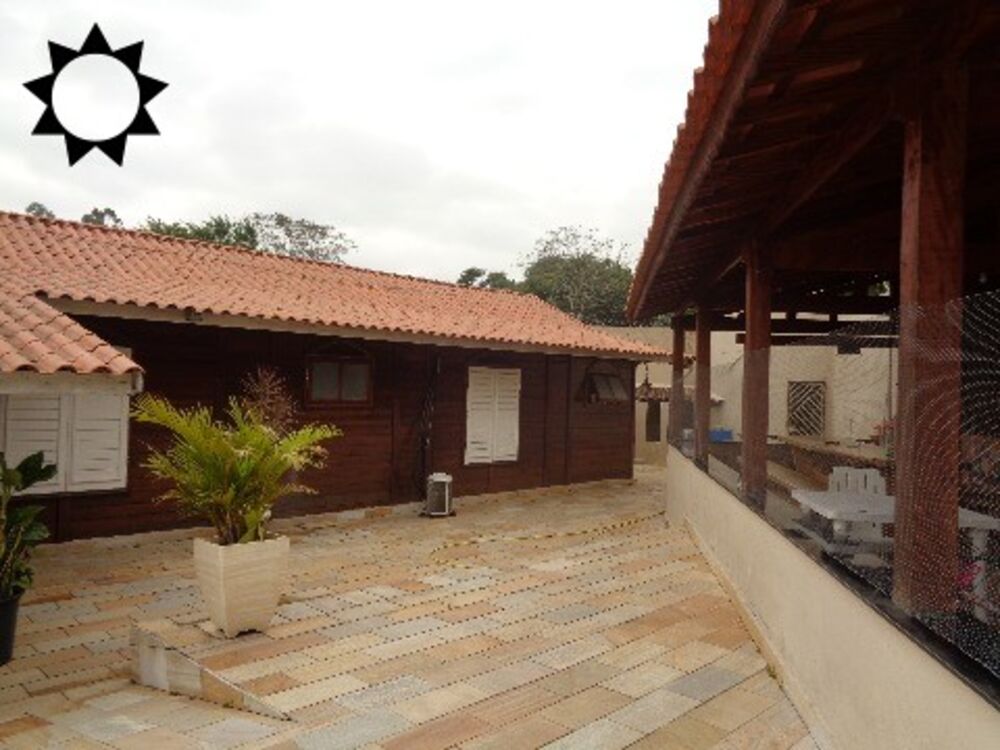 Casa à venda com 4 quartos, 405m² - Foto 2
