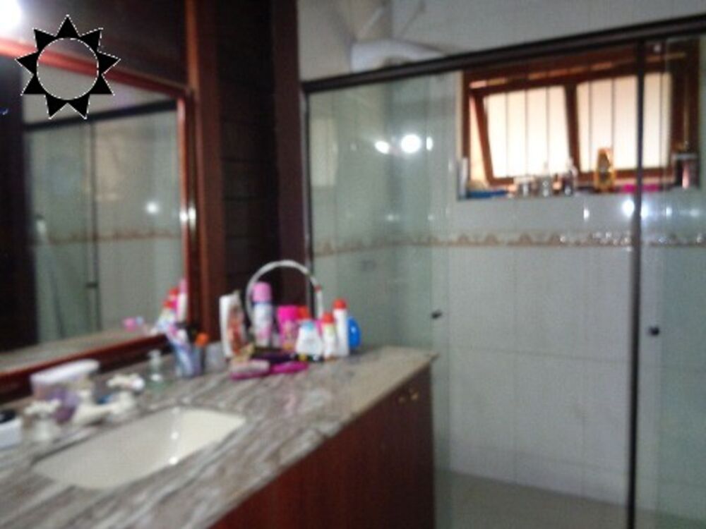 Casa à venda com 4 quartos, 405m² - Foto 4