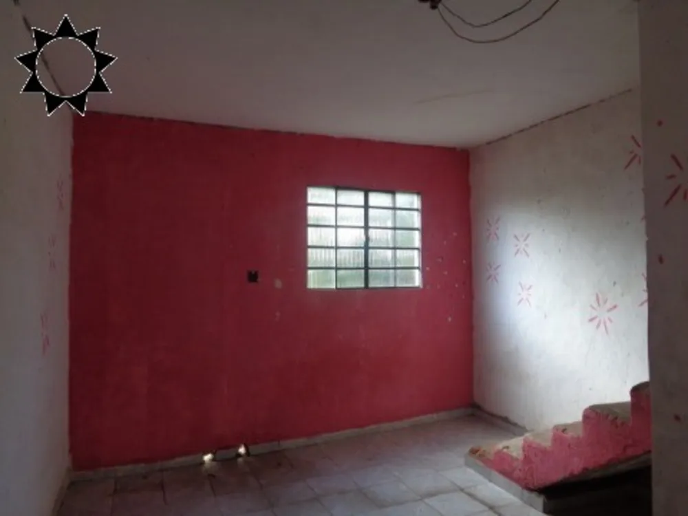Casa, 1 quarto, 250 m² - Foto 2