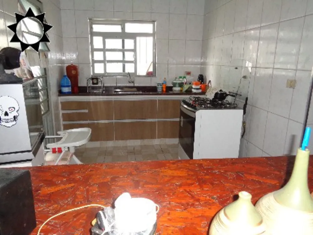 Casa, 3 quartos, 247 m² - Foto 2