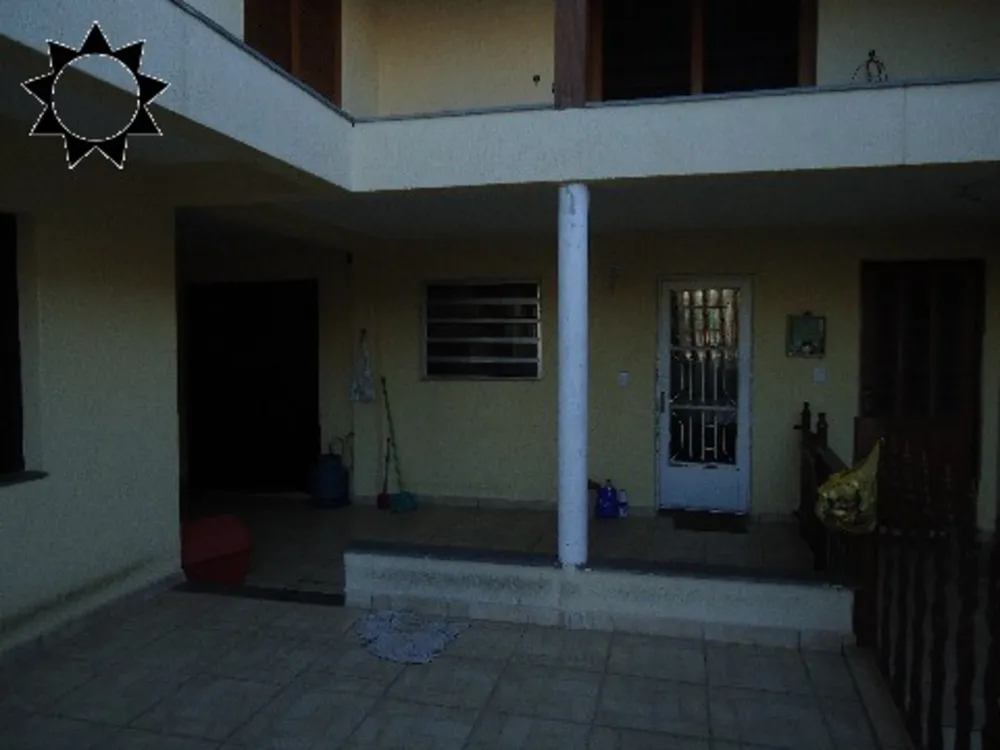 Casa, 3 quartos, 300 m² - Foto 1