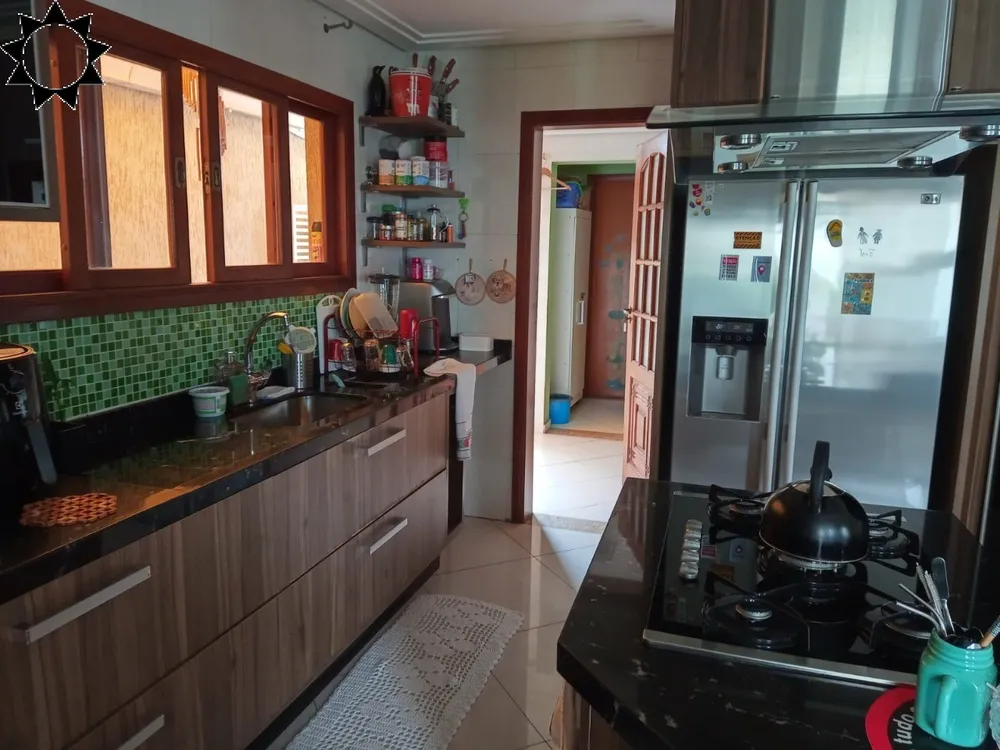 Casa, 4 quartos, 300 m² - Foto 2
