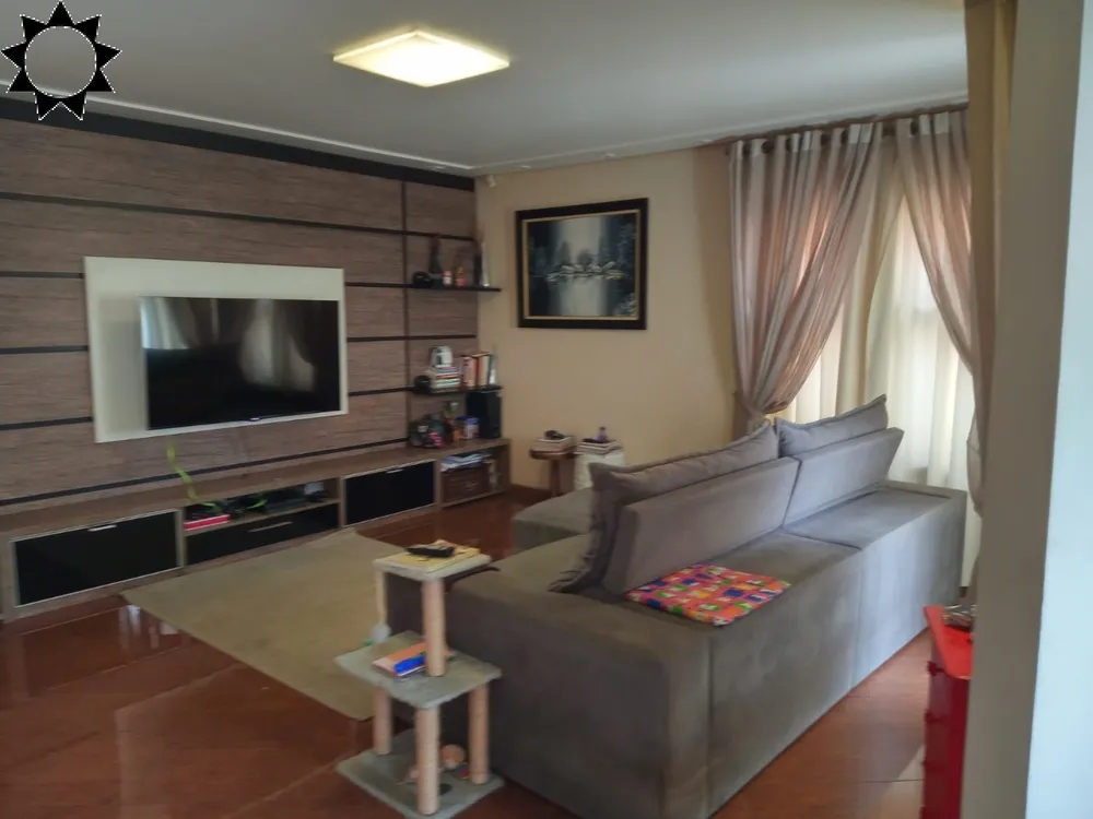Casa, 4 quartos, 300 m² - Foto 1