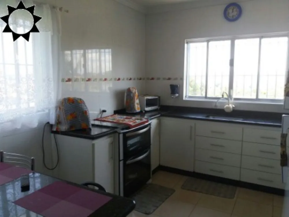 Casa, 3 quartos, 290 m² - Foto 1
