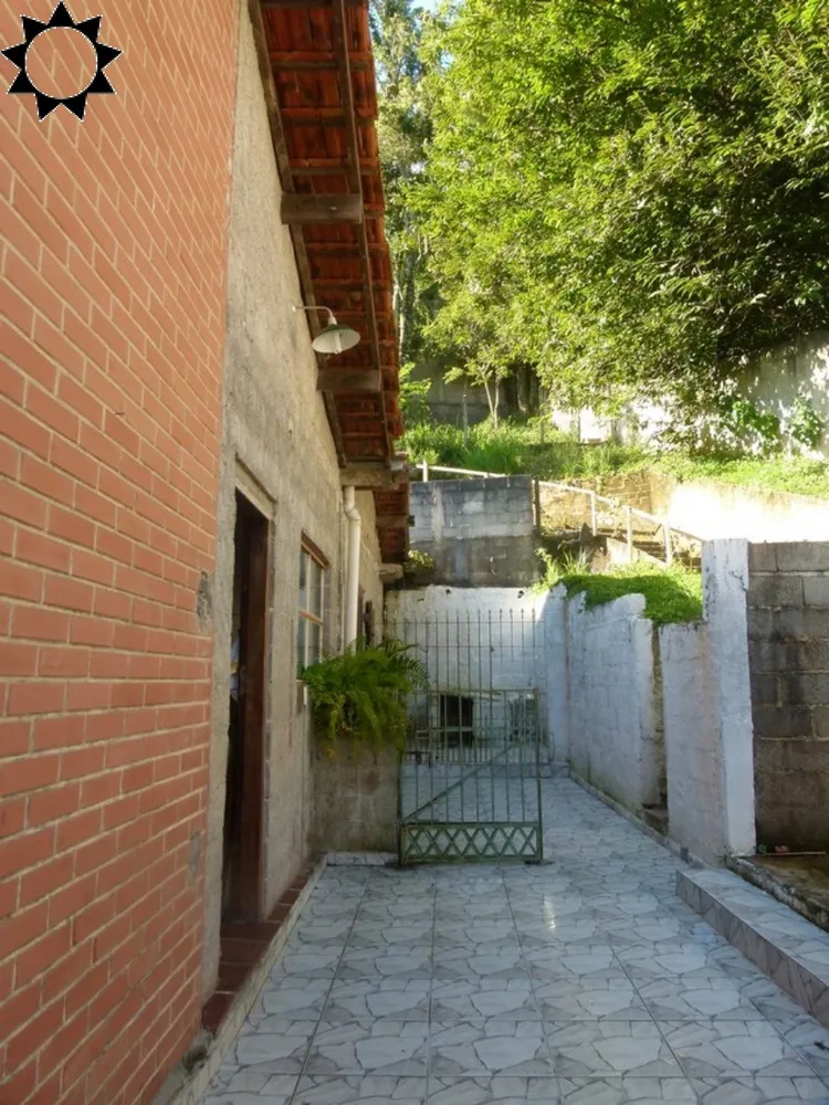 Chácara, 3 quartos, 2600 m² - Foto 1