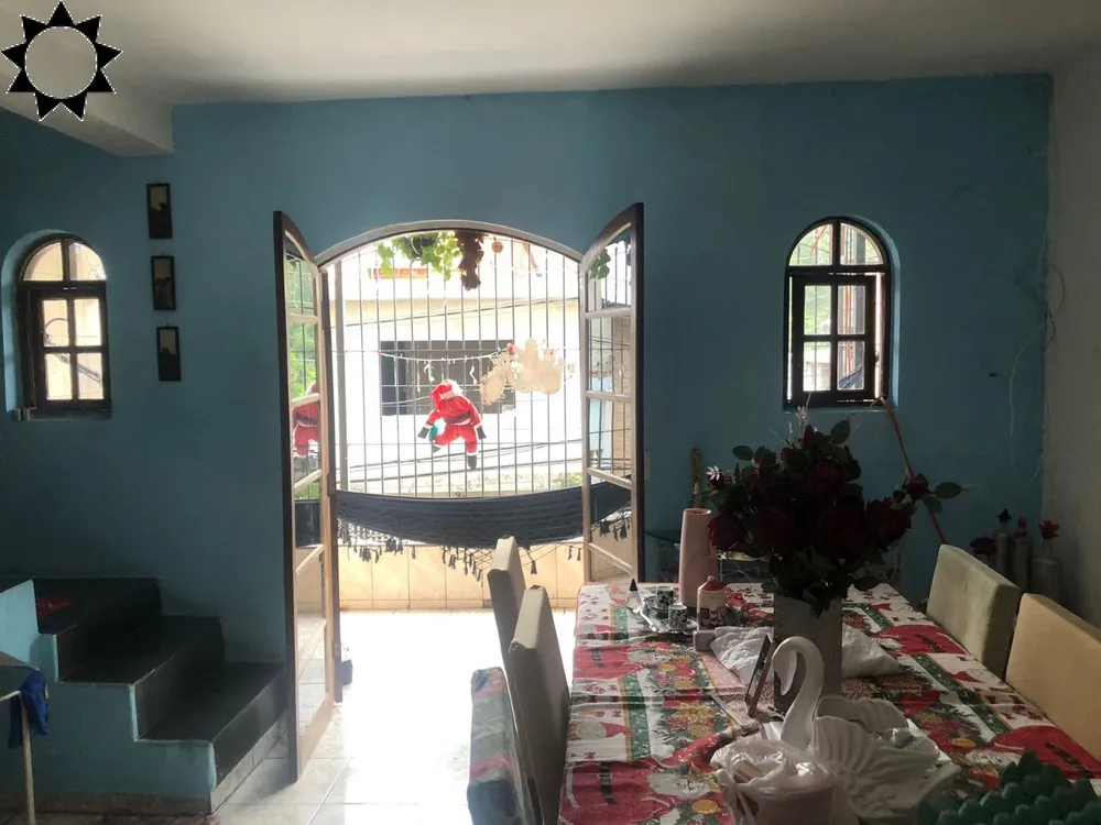 Casa, 3 quartos, 245 m² - Foto 3