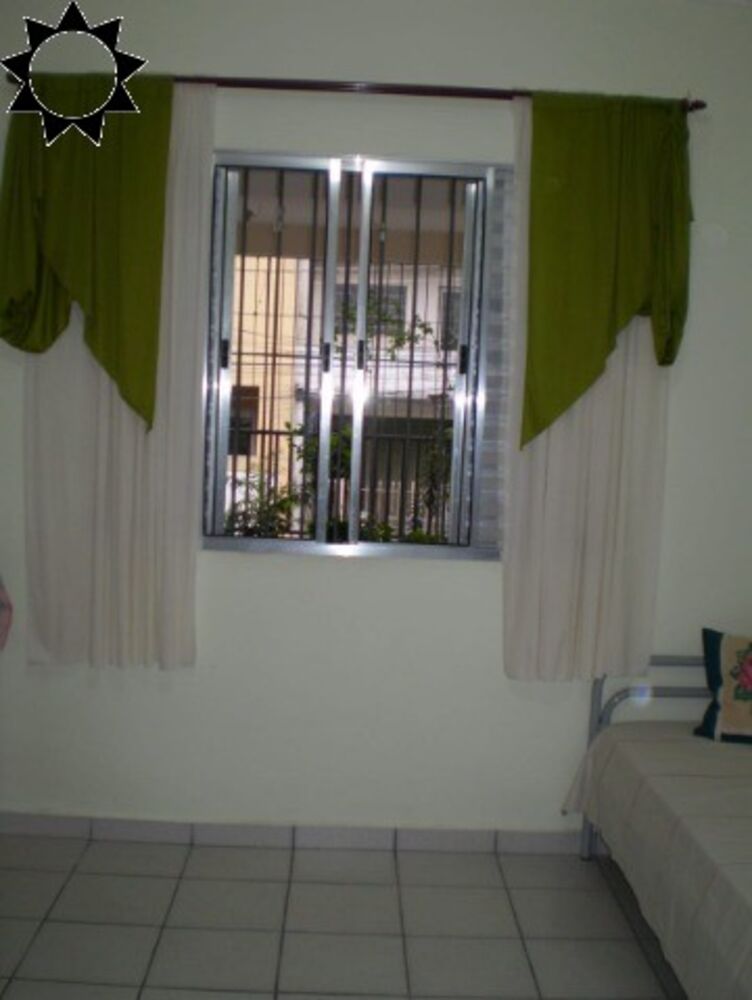 Casa à venda com 3 quartos, 224m² - Foto 2
