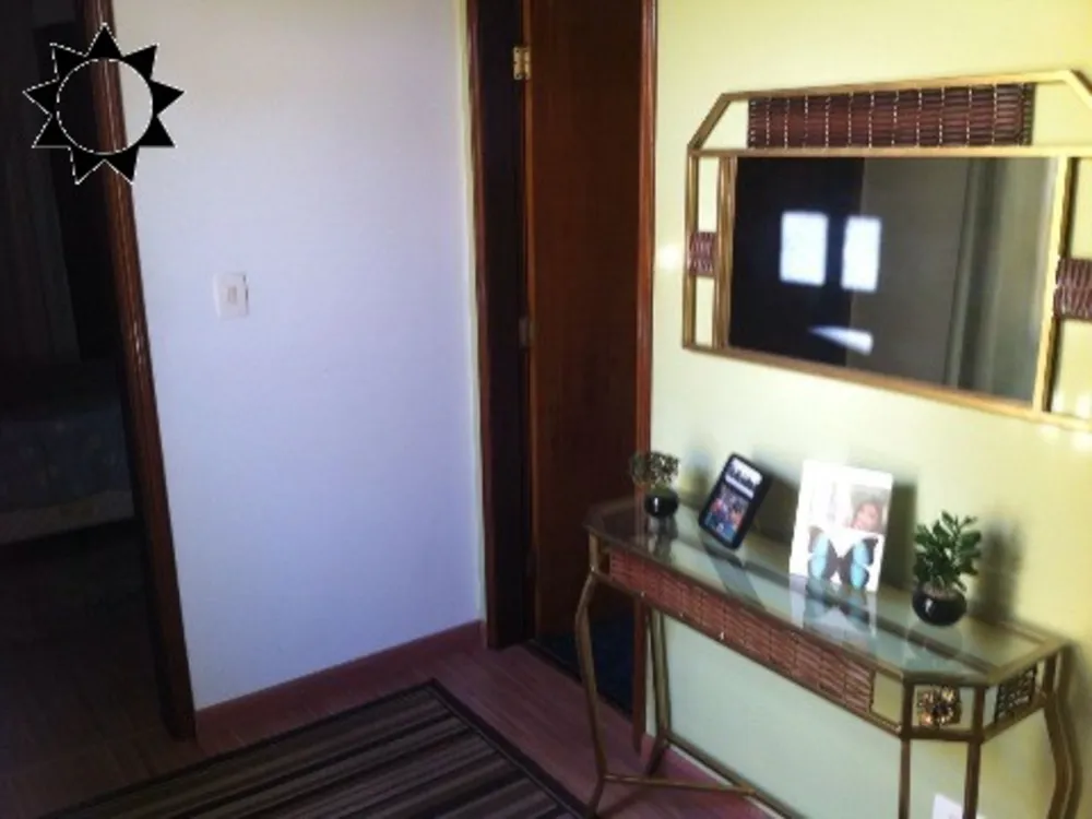 Casa, 3 quartos, 230 m² - Foto 2
