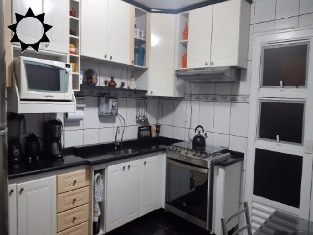 Casa à venda com 3 quartos, 80m² - Foto 3