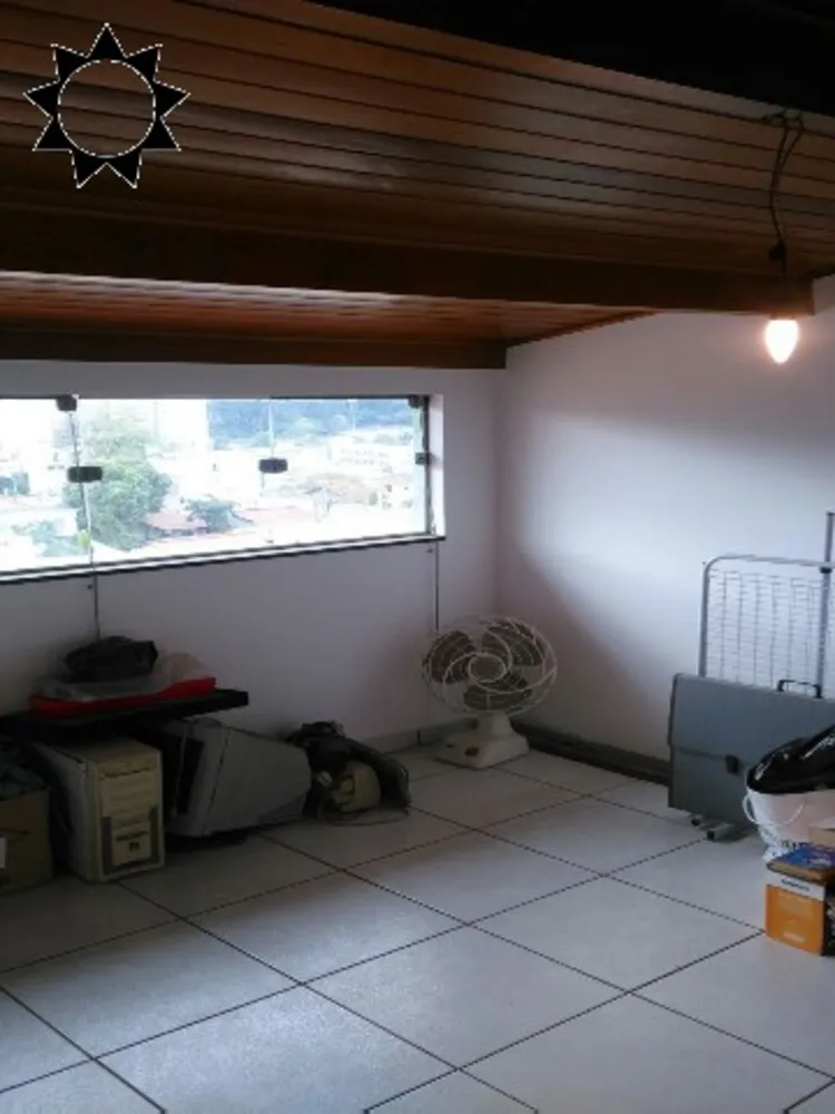 Casa, 3 quartos, 340 m² - Foto 2