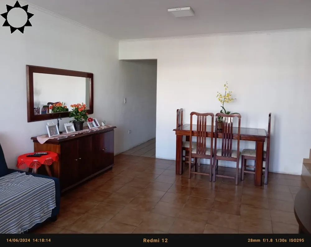 Casa, 4 quartos, 156 m² - Foto 1