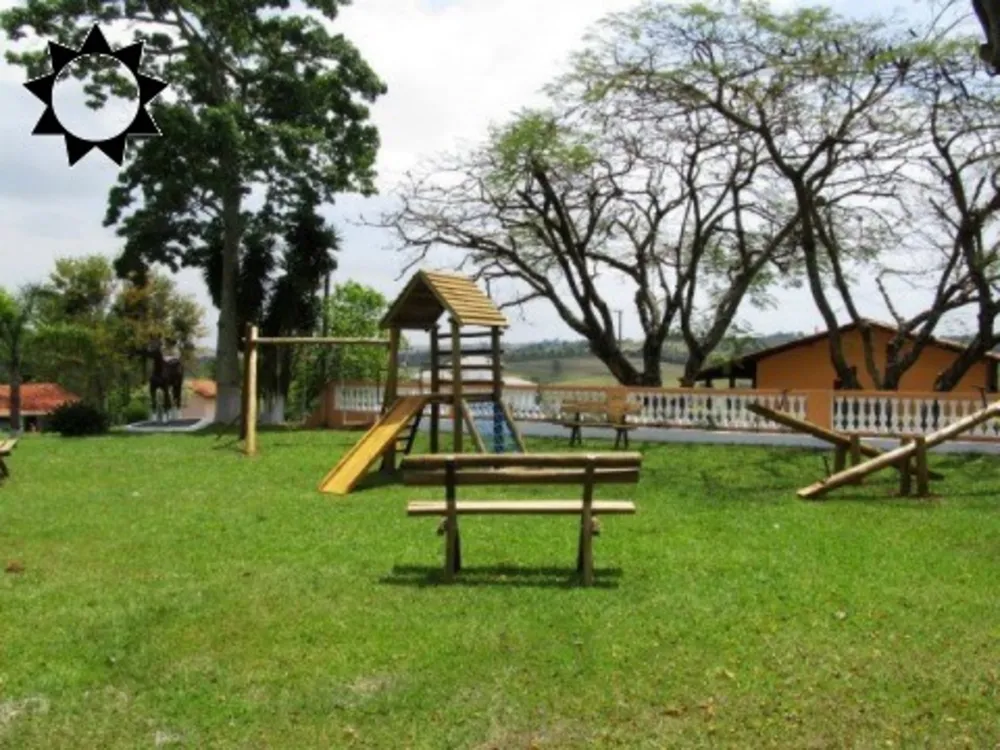 Chácara, 2 quartos, 819 m² - Foto 2