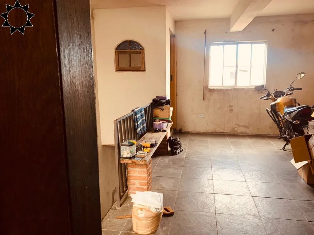Casa, 3 quartos, 240 m² - Foto 2