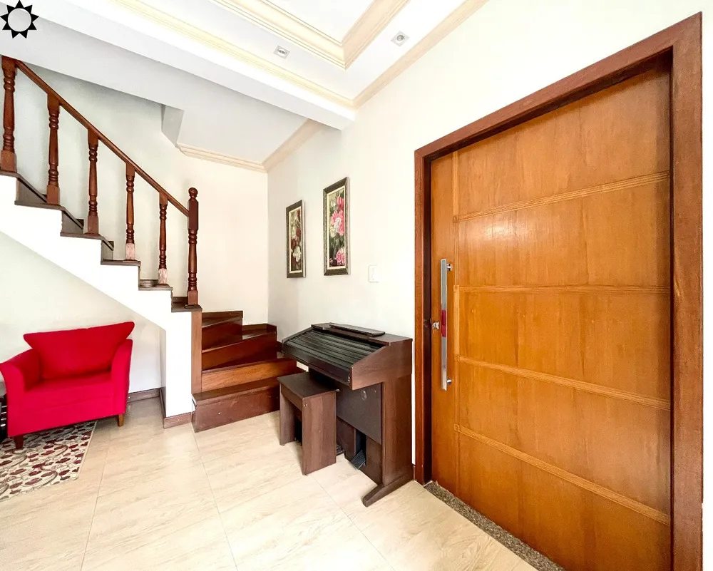 Casa, 4 quartos, 217 m² - Foto 3