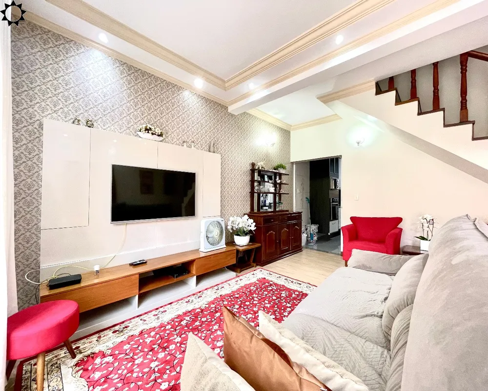 Casa, 4 quartos, 217 m² - Foto 2