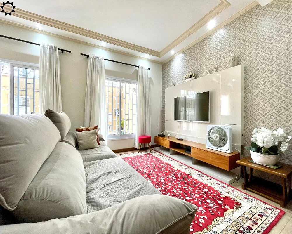 Casa, 4 quartos, 217 m² - Foto 1