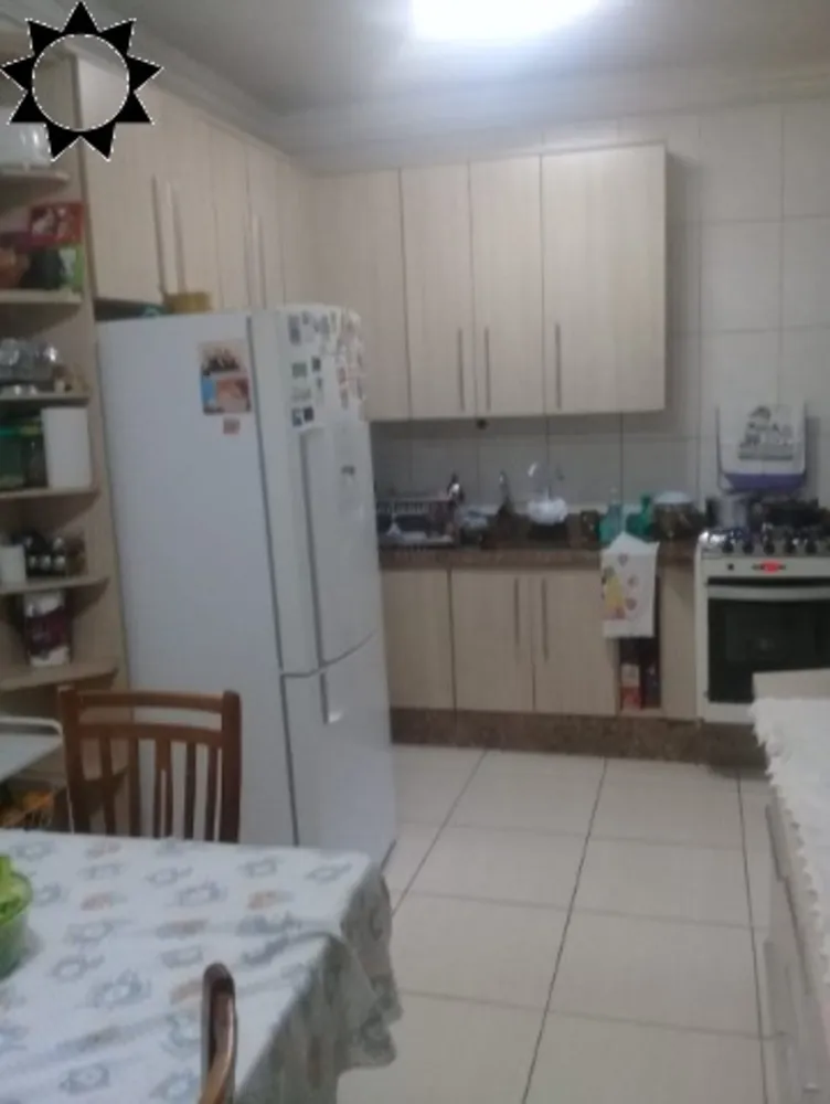 Casa, 3 quartos, 220 m² - Foto 7