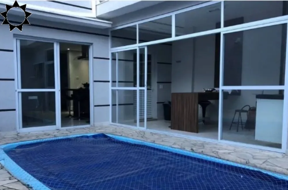 Casa, 3 quartos, 230 m² - Foto 1