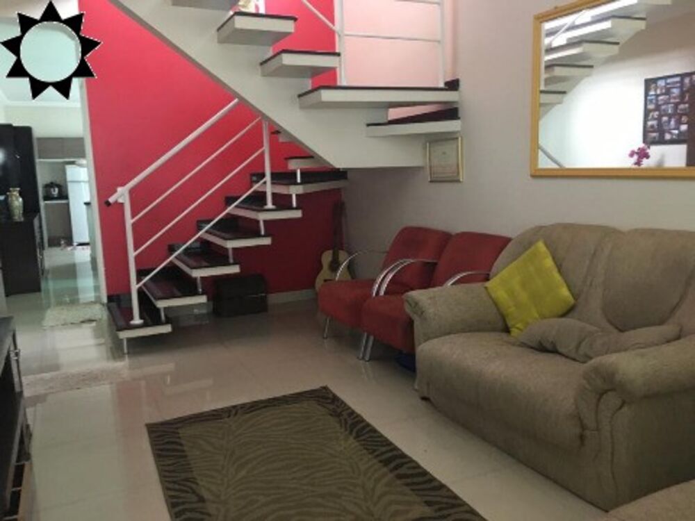 Casa, 3 quartos, 180 m² - Foto 1