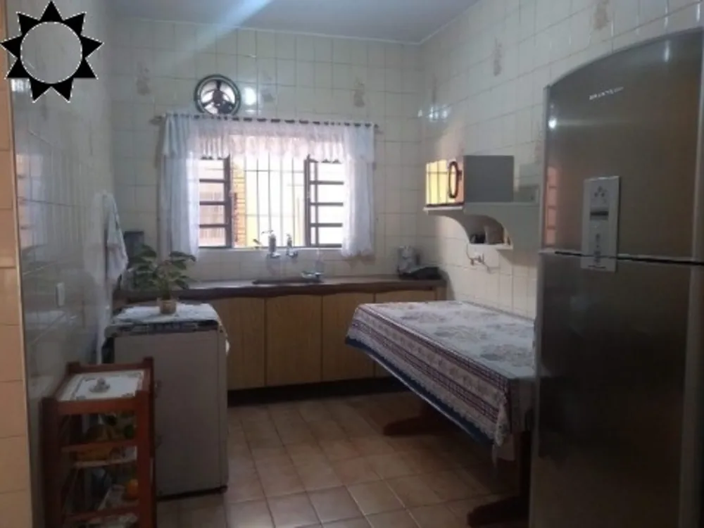 Casa, 2 quartos, 206 m² - Foto 4