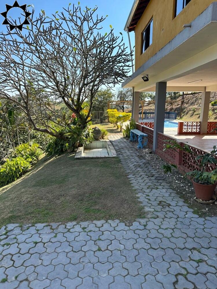 Chácara à venda com 4 quartos, 250m² - Foto 4