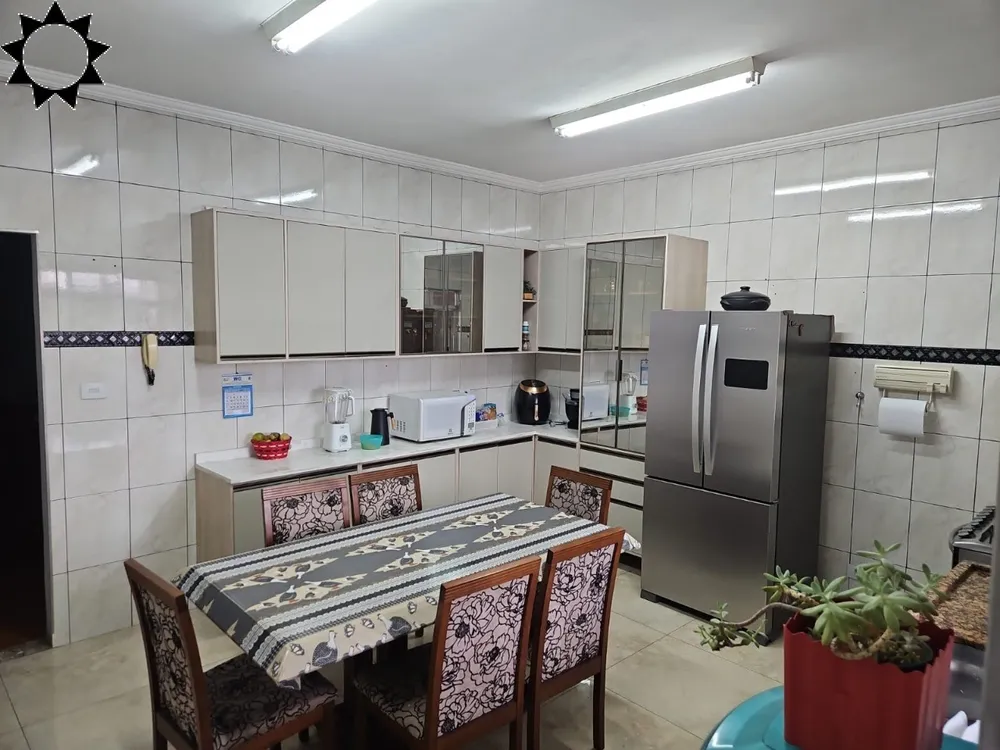 Casa, 3 quartos, 342 m² - Foto 1
