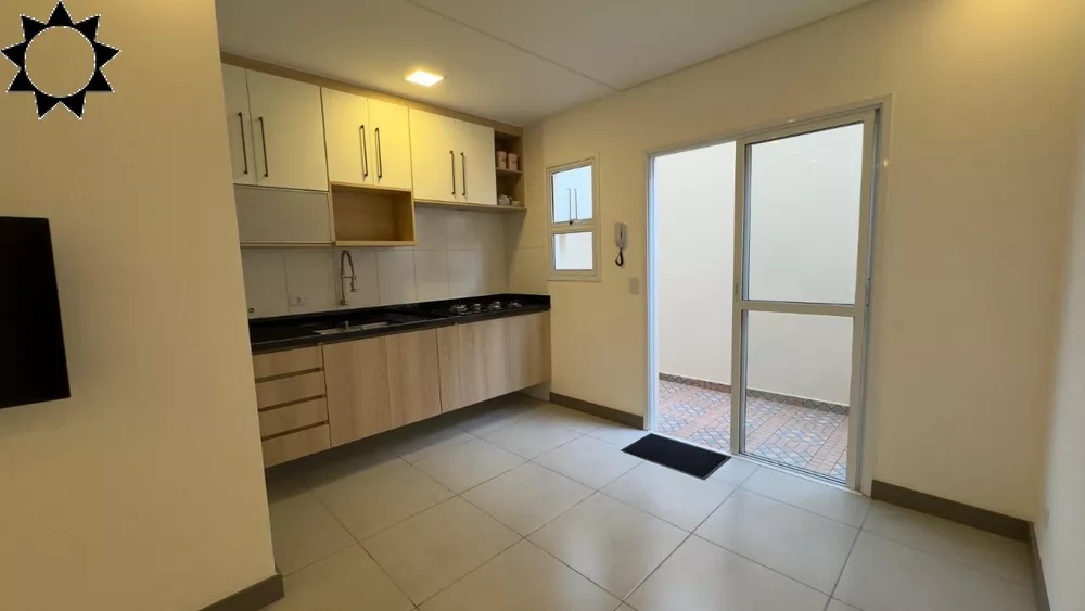 Casa à venda com 2 quartos, 60m² - Foto 12