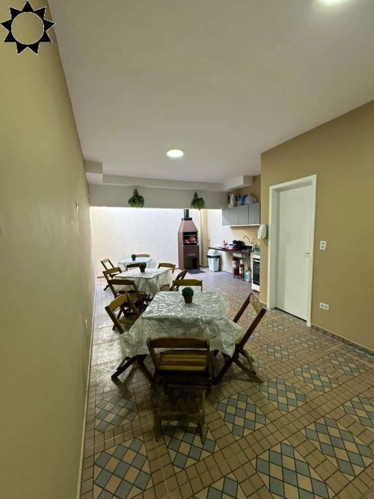 Casa à venda com 2 quartos, 60m² - Foto 5