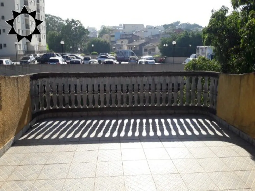 Casa, 3 quartos, 200 m² - Foto 2