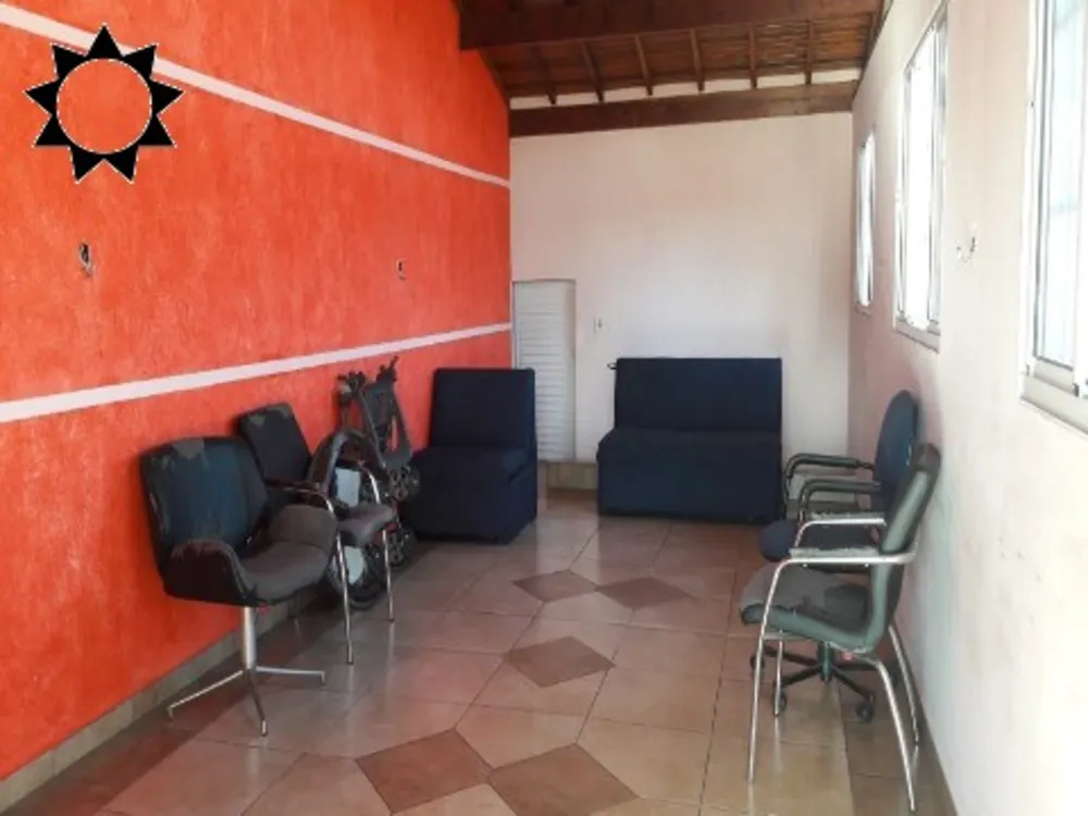 Casa, 3 quartos, 200 m² - Foto 1