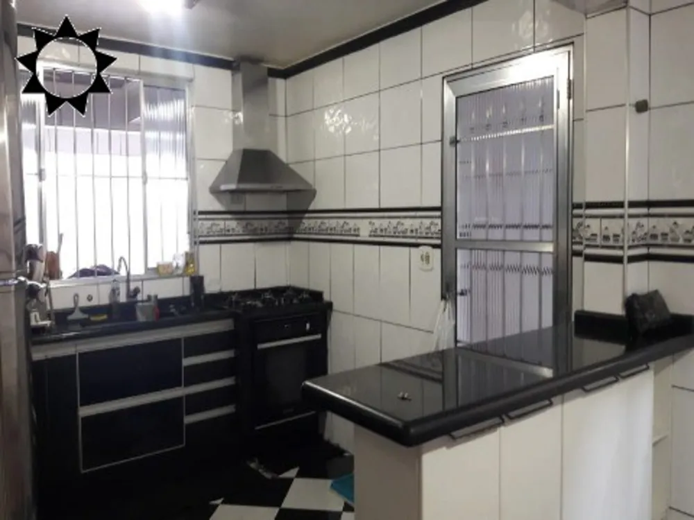 Casa, 3 quartos, 200 m² - Foto 6