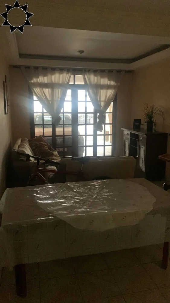 Casa, 3 quartos, 207 m² - Foto 2
