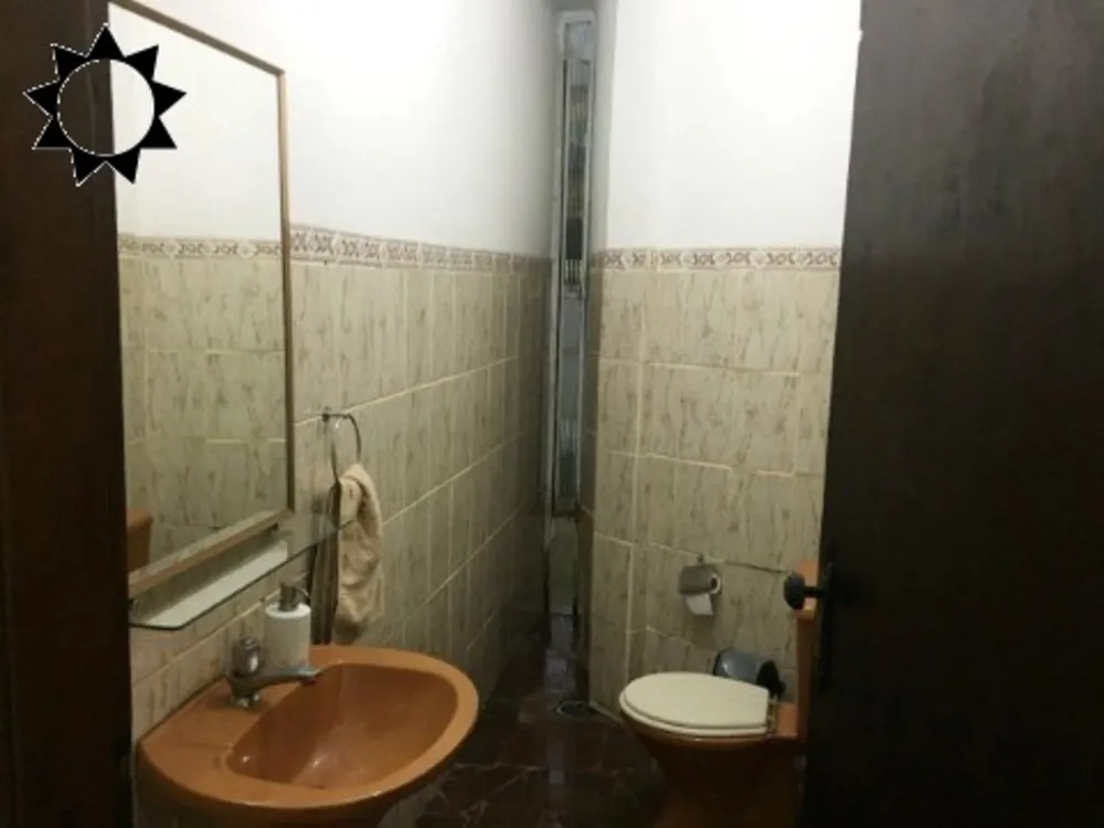 Casa, 3 quartos, 221 m² - Foto 1