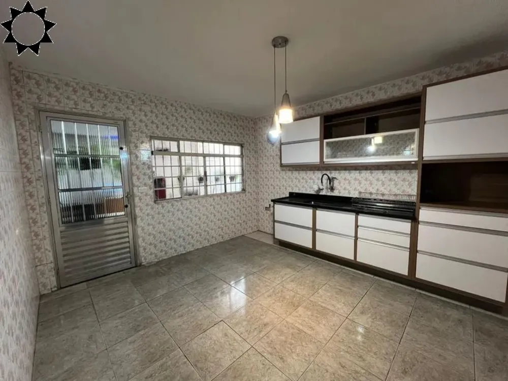 Casa, 6 quartos, 252 m² - Foto 1