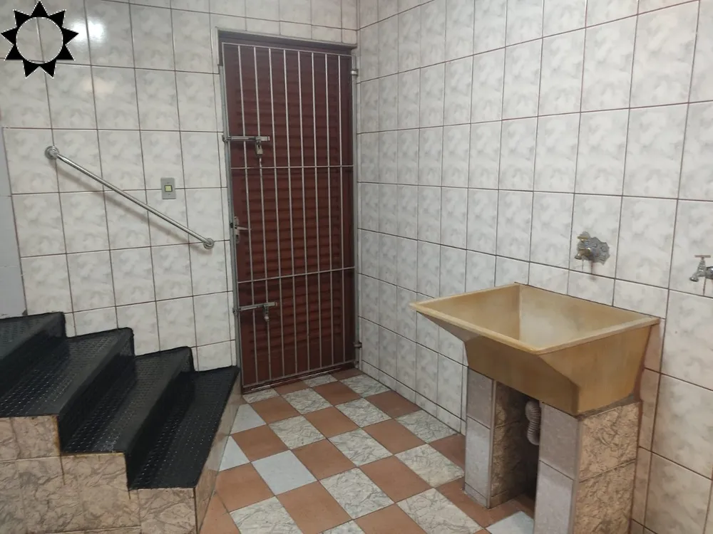Casa, 6 quartos, 280 m² - Foto 3