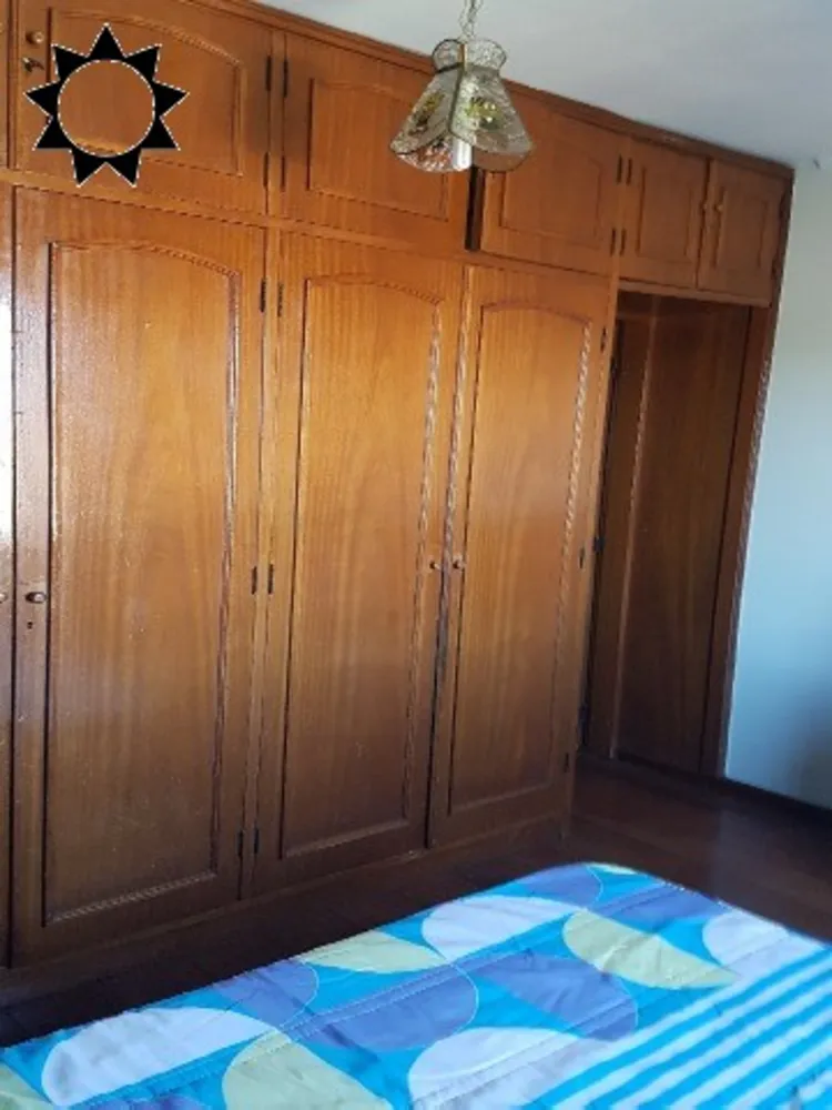 Casa, 3 quartos, 215 m² - Foto 3