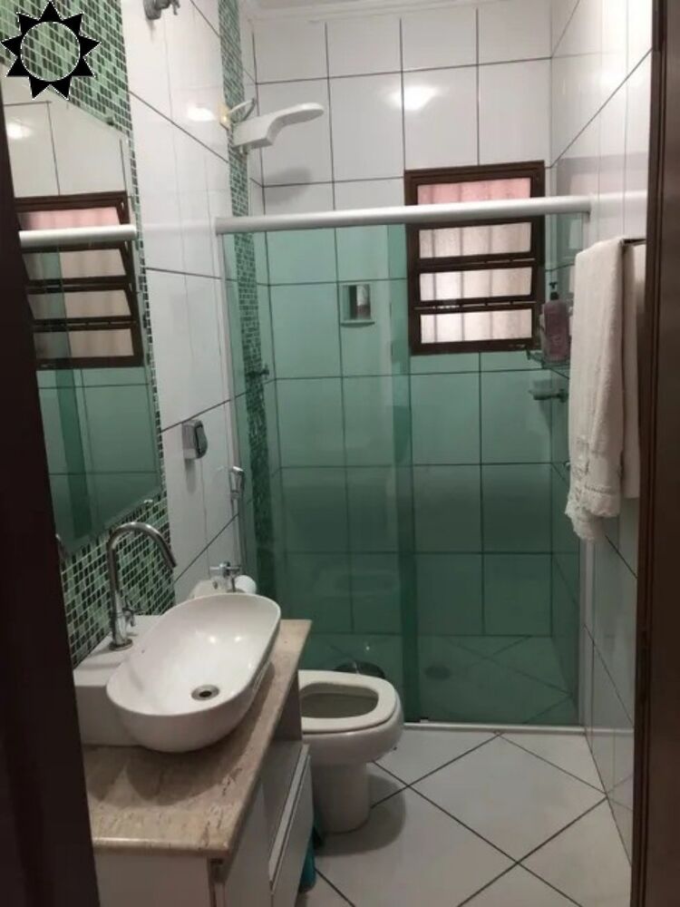 Casa à venda com 3 quartos, 200m² - Foto 8