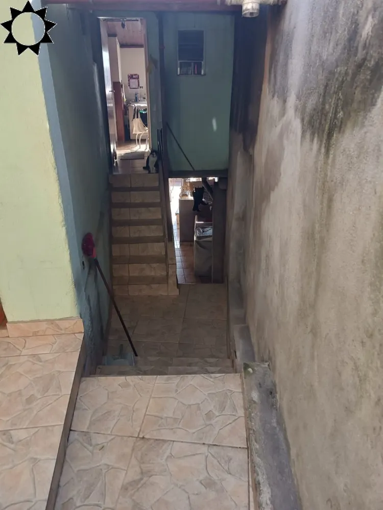 Casa, 6 quartos, 162 m² - Foto 2