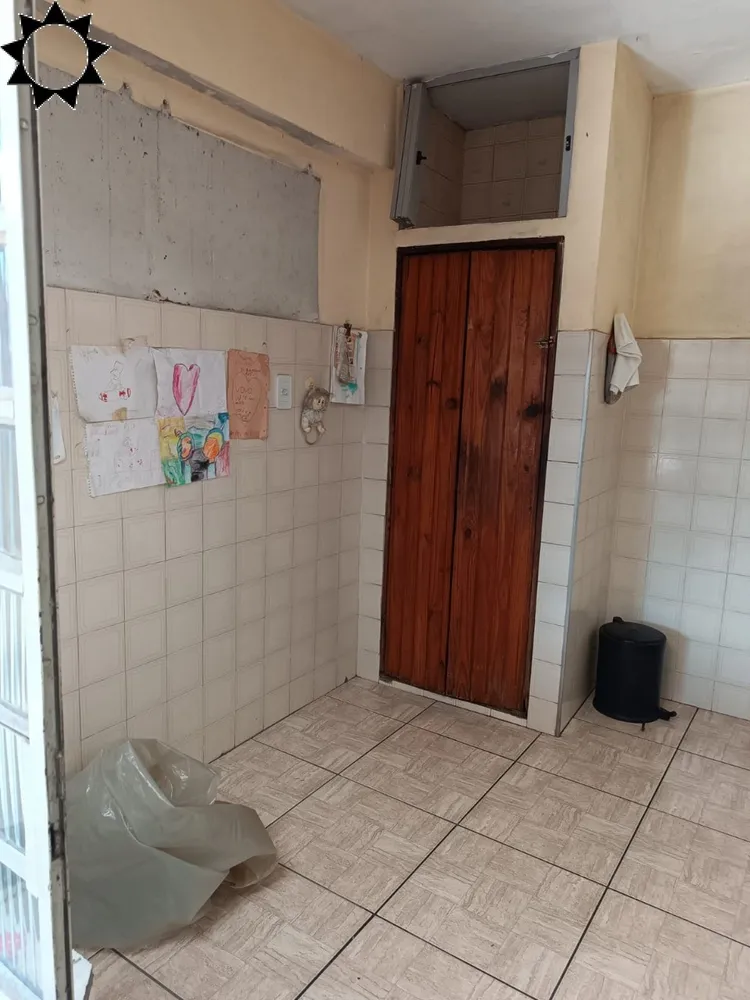 Casa, 6 quartos, 162 m² - Foto 4