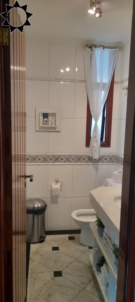 Casa à venda e aluguel com 4 quartos, 550m² - Foto 4