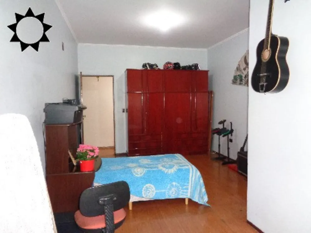 Casa, 3 quartos, 240 m² - Foto 2