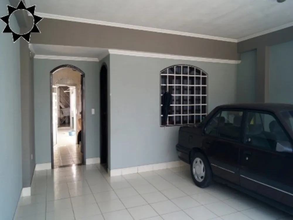 Casa, 2 quartos, 188 m² - Foto 1