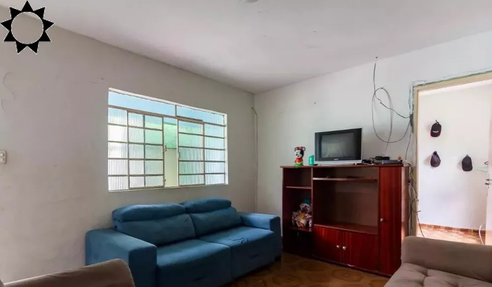 Casa à venda com 5 quartos, 250m² - Foto 3