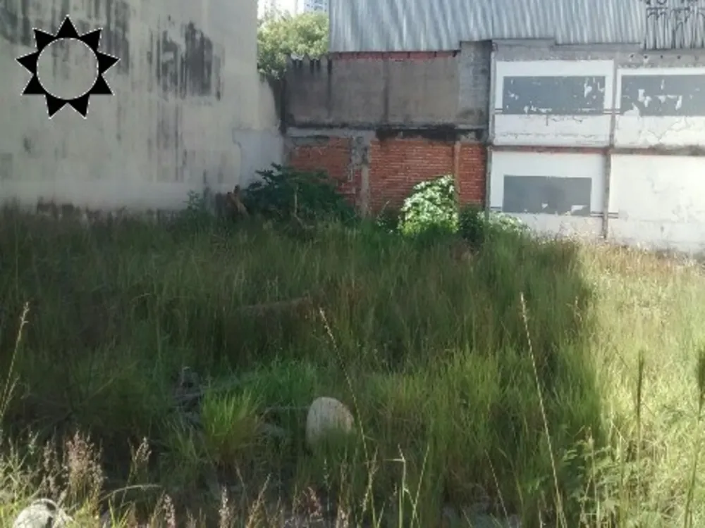 Loteamento e Condomínio, 600 m² - Foto 1