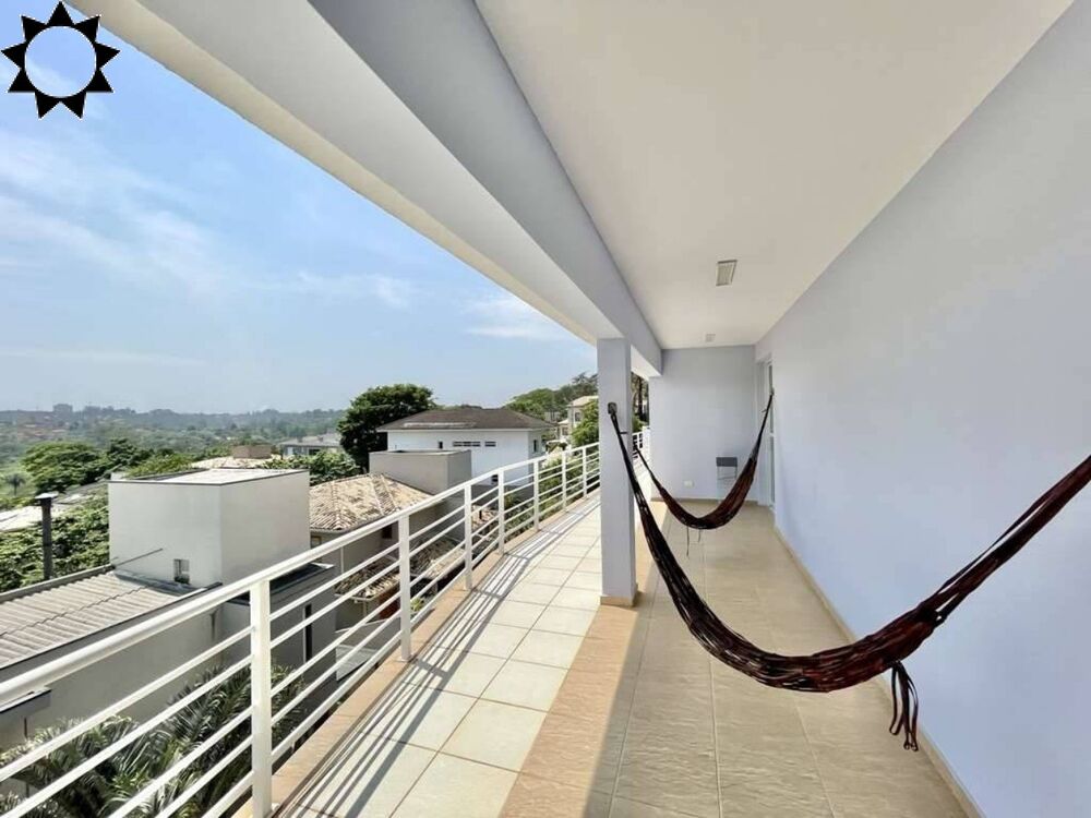 Casa à venda e aluguel com 6 quartos, 1200m² - Foto 1